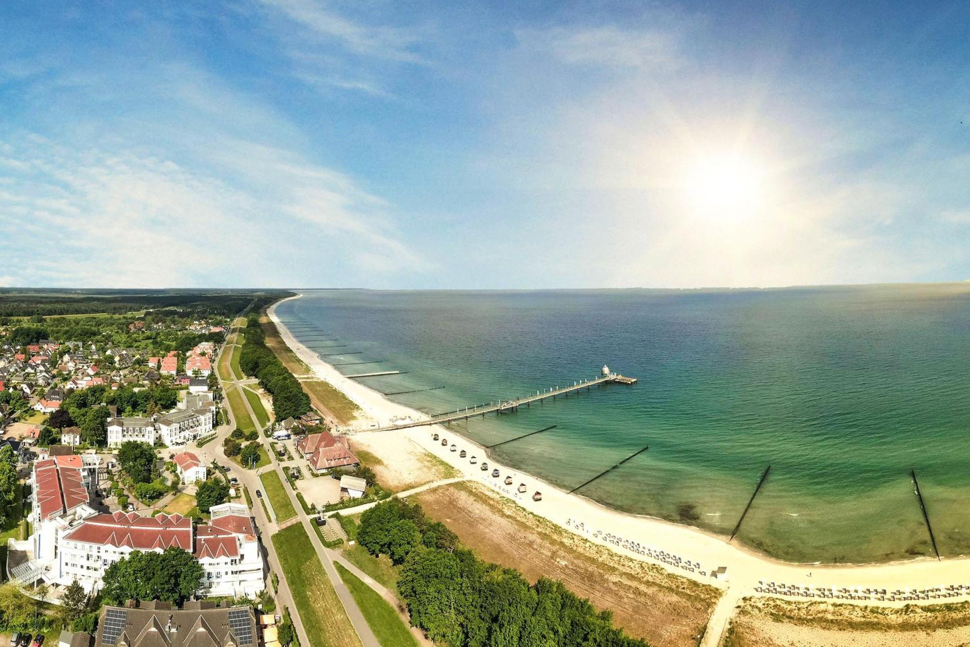 Leuchtturm An Der Seebruecke Zingst Dış mekan fotoğraf